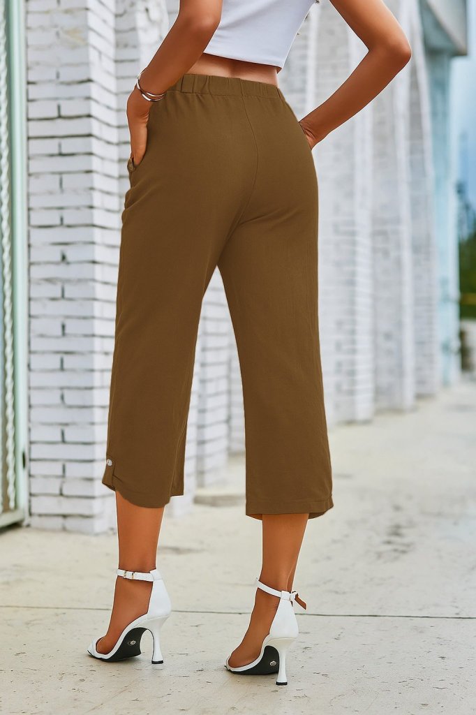 Women's Elastic Waist Button and Pocket Detail Capri Imported Linen Trousers