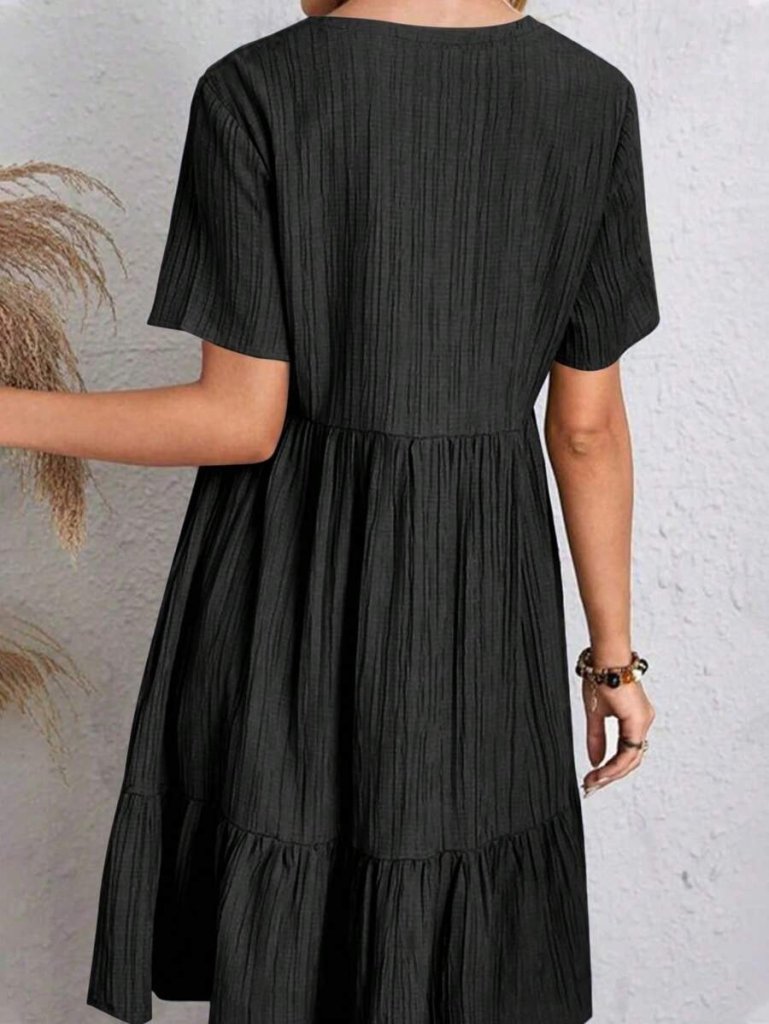 Women's Short Sleeve V-Neck Ruffle Seersucker Dress