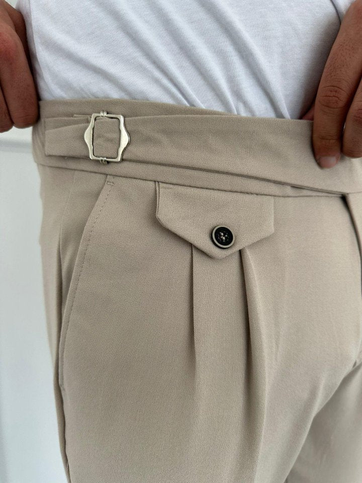 Men's Pleated Old Money Pants with Waist Buckle Detail