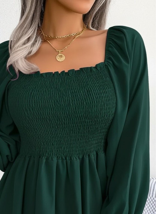 Women's Long Sleeve Geometric Collared Crêpe Blouse with Shirring Detail