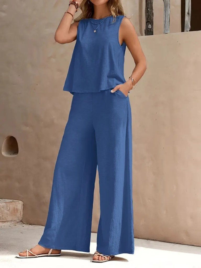 Women's Sleeveless Crew Neck Aerobin Blouse and Pants Two-Piece Set