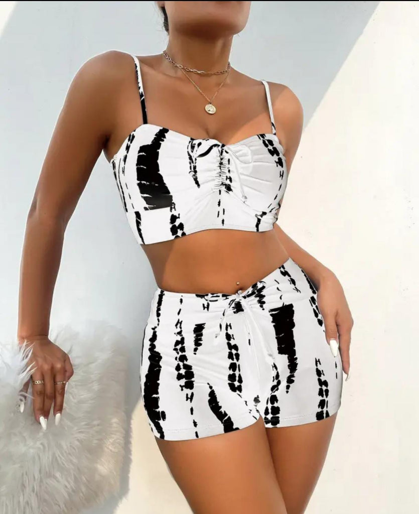 Women's Ruched Detail Strappy Crop Mini Leggings Two-Piece Set