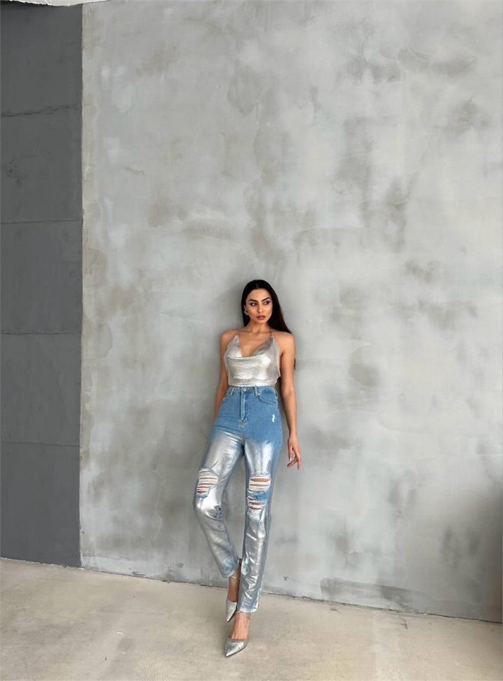 KNEE RIPPED FOIL-PRINTED MOM JEANS - Silver