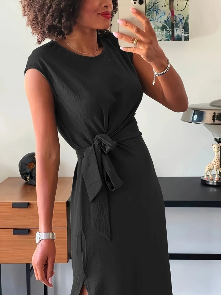 Women's Short Sleeve Round Neck Belted Front Slit Aerobin Dress