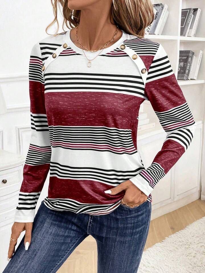 Women's Long Sleeve Crew Neck Button Detail Patterned Suprem Blouse