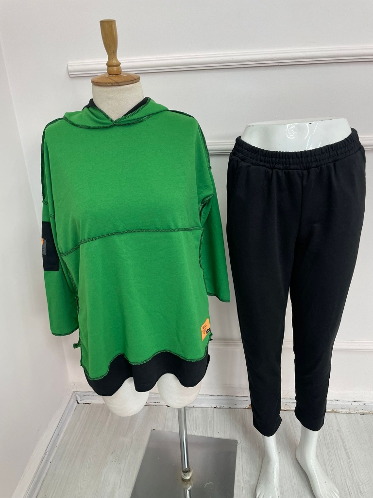 Women's Green Hooded Skirt Hem Detail Patch Two-Piece Set with Reverse Stitching Look