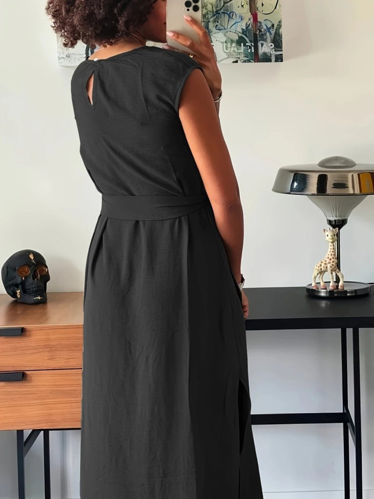 Women's Short Sleeve Round Neck Belted Front Slit Aerobin Dress