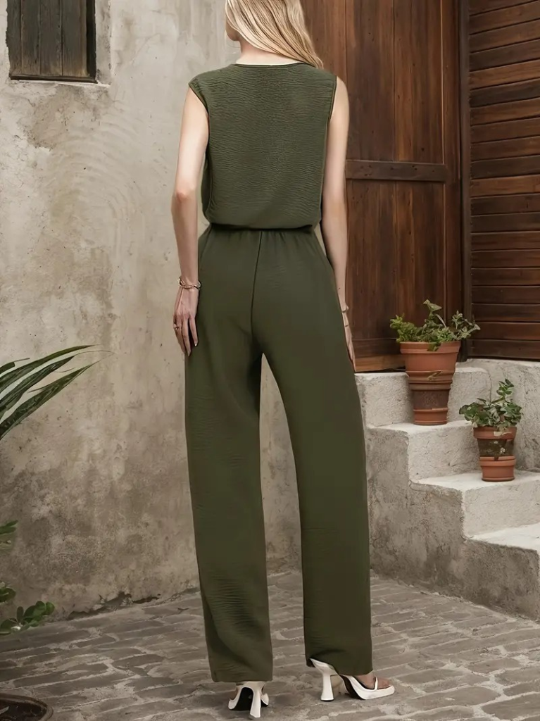 Women's Sleeveless V-Neck Aerobin Blouse and Belted Trousers Two-Piece Set