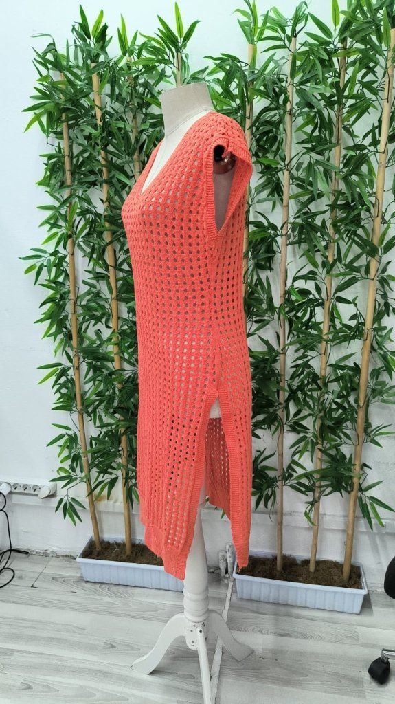Women's Sleeveless V-Neck Side Deep Slit Midi Knit Dress