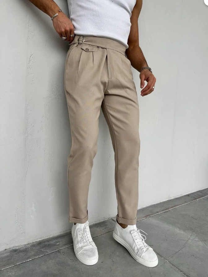 Men's Pleated Old Money Pants with Waist Buckle Detail
