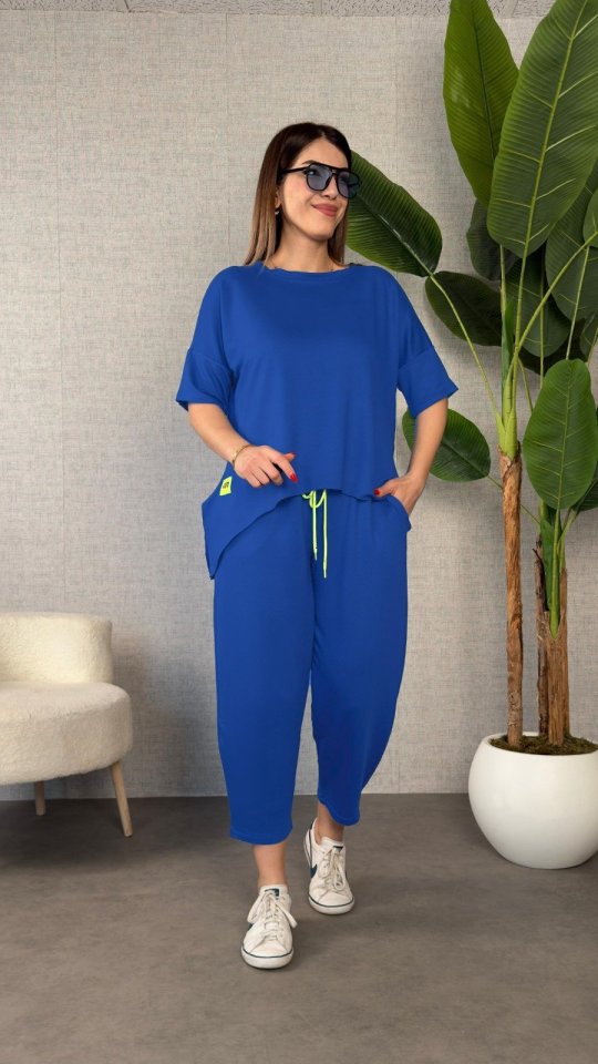 Women's Short Sleeve Crew Neck Viscose Two-Ply Blouse and Trousers Two-Piece Set