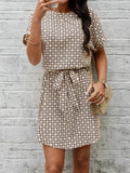 Women's Short Sleeve Round Neck Belted Geometric Pattern Suprem Dress