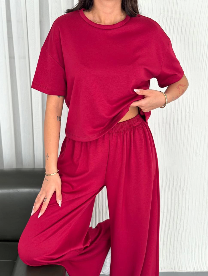 Osy Modal Yumuşak Dokulu Kumaş Bisiklet Yaka T-shirt Bol Paça Pantalon Ikili Takım -Bordo