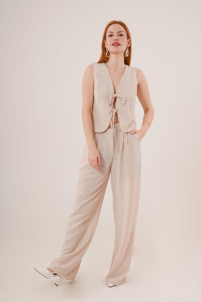 Stone Detailed Vest and Trousers Two-Piece Set with Front Tie