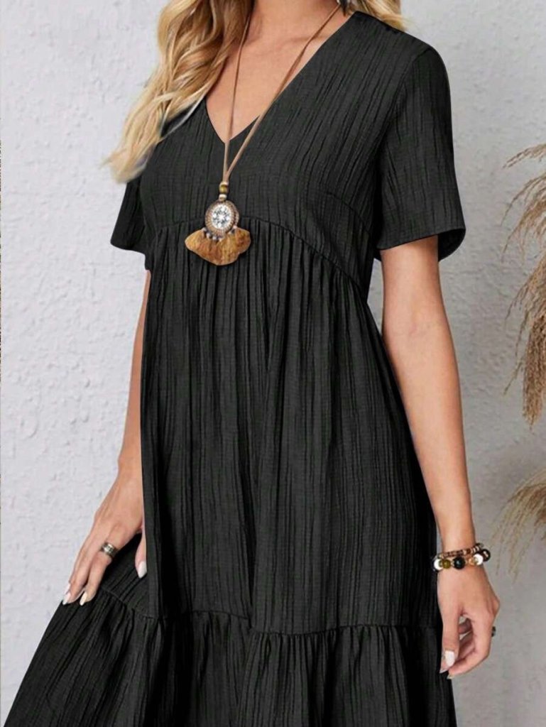Women's Short Sleeve V-Neck Ruffle Seersucker Dress