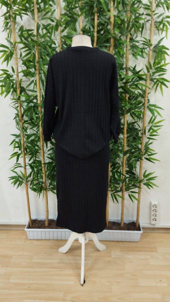 Women's Long Sleeve Scoop Neck Batwing Sleeve Brushed Kaşkorse Blouse and Skirt Set