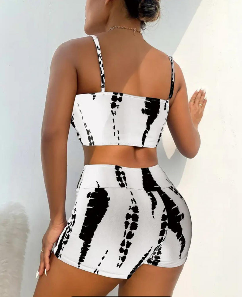 Women's Ruched Detail Strappy Crop Mini Leggings Two-Piece Set