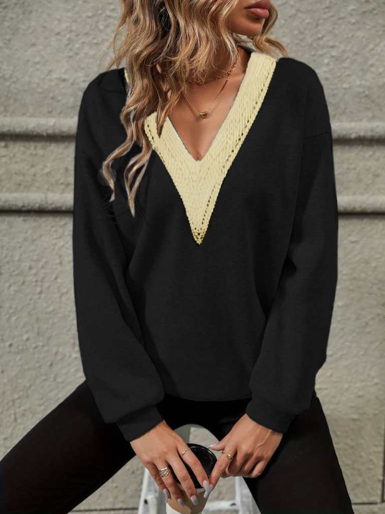 Women's Long Sleeve V-Neck Lace Unbrushed Three-Thread Blouse