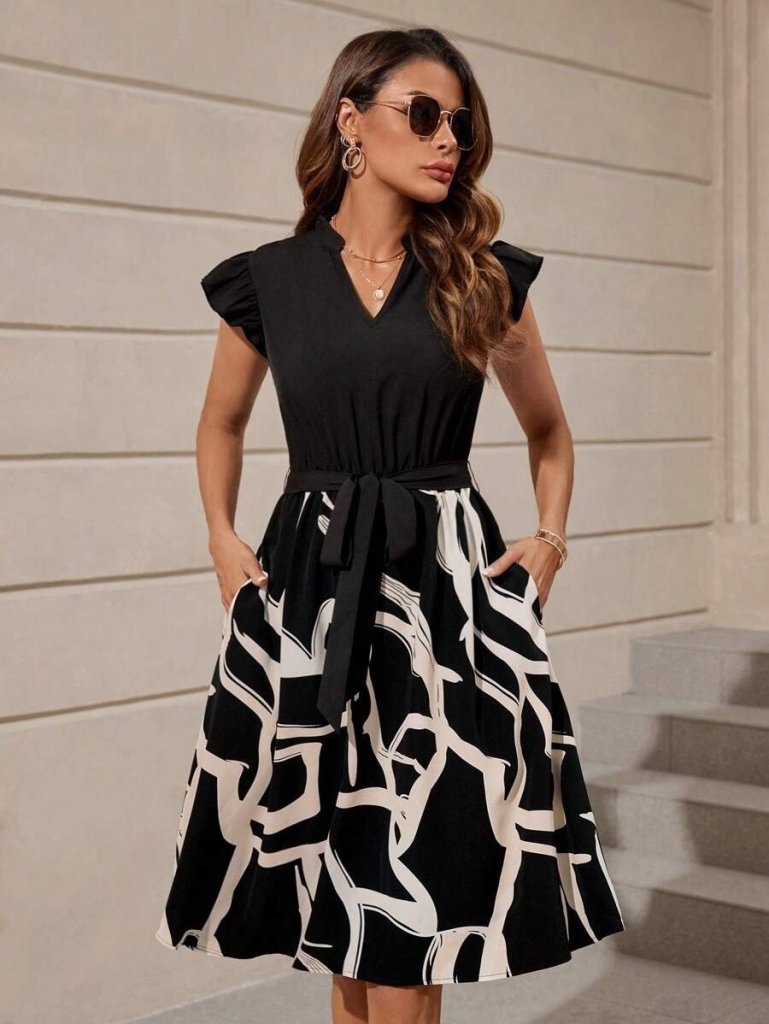 Women's Short Sleeve V-Neck Janjan Crepe Bottom Patterned Supreme Mini Dress