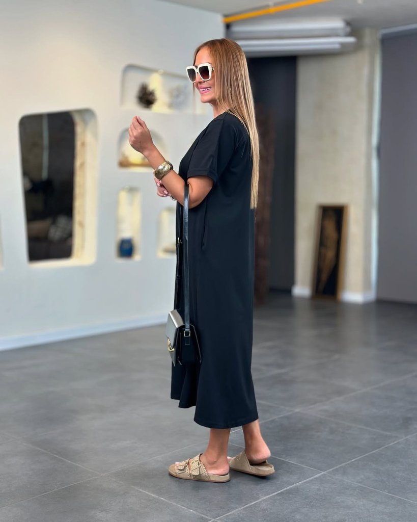 Women's Short-Sleeved V-Neck Pocket Detailed Long Viscose Two-Thread Dress