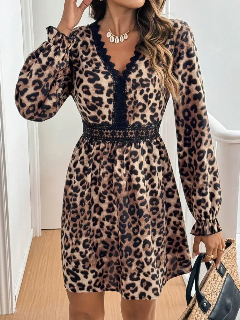 Kadın Uzun Kollu V Dantel Yakalı Leopar Desenli Modal Mini Elbise