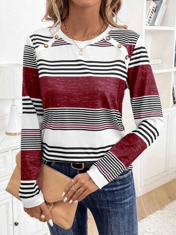 Women's Long Sleeve Crew Neck Button Detail Patterned Suprem Blouse